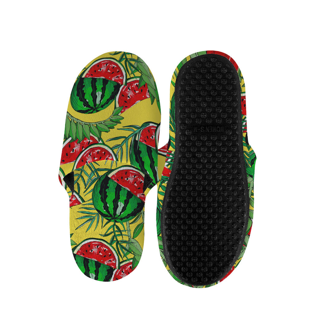 Leaf Watermelon Pieces Pattern Print Slippers