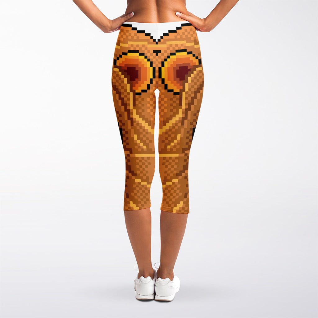Leo Pixel Print Women's Capri Leggings