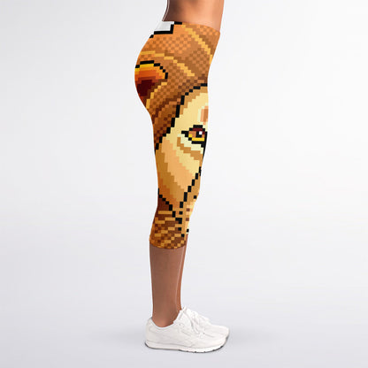 Leo Pixel Print Women's Capri Leggings