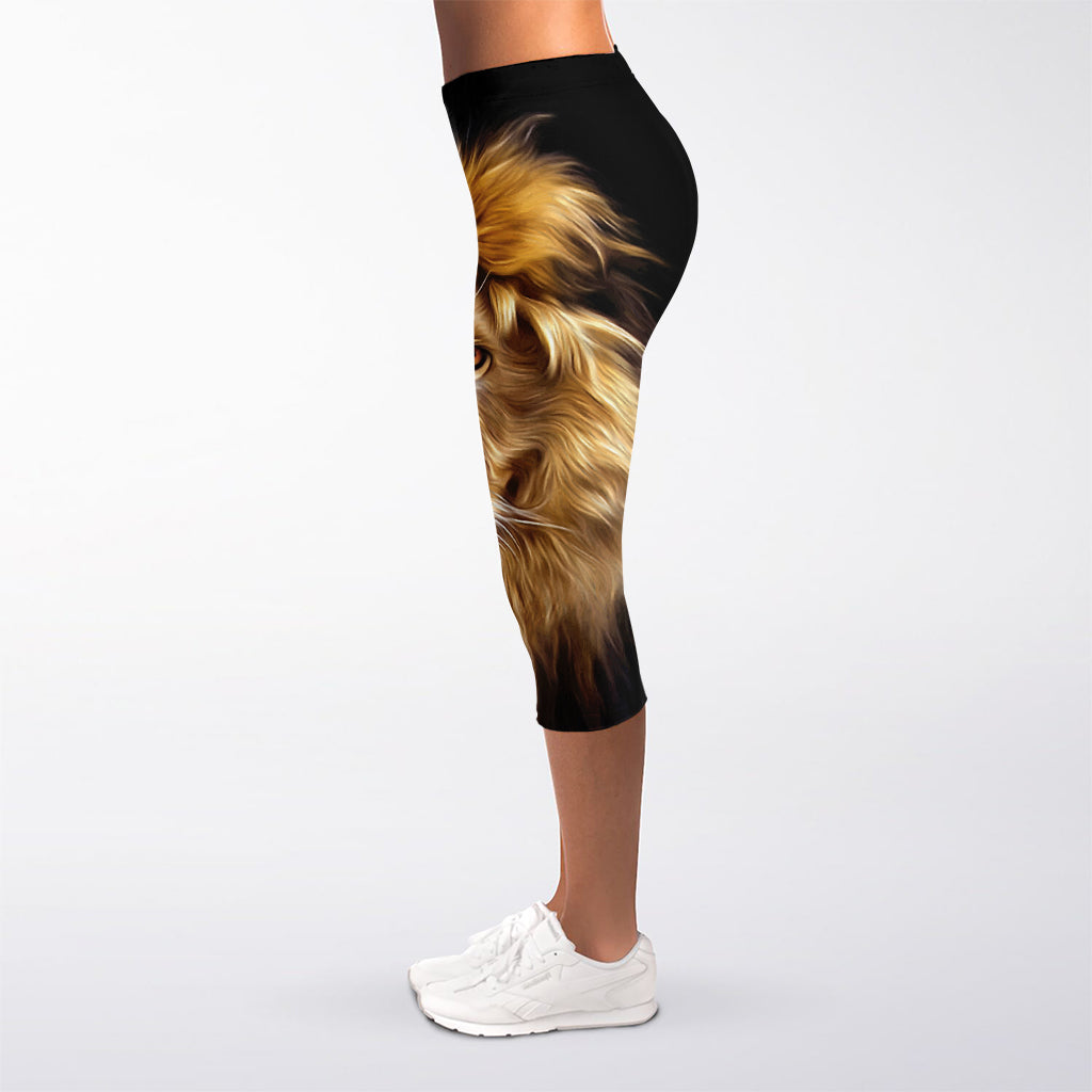 Leo Portrait Print Women's Capri Leggings