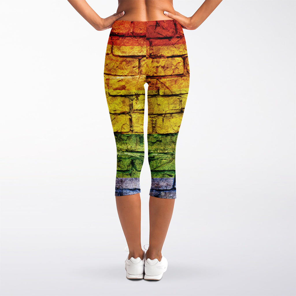 LGBT Pride Rainbow Brick Wall Print Women's Capri Leggings