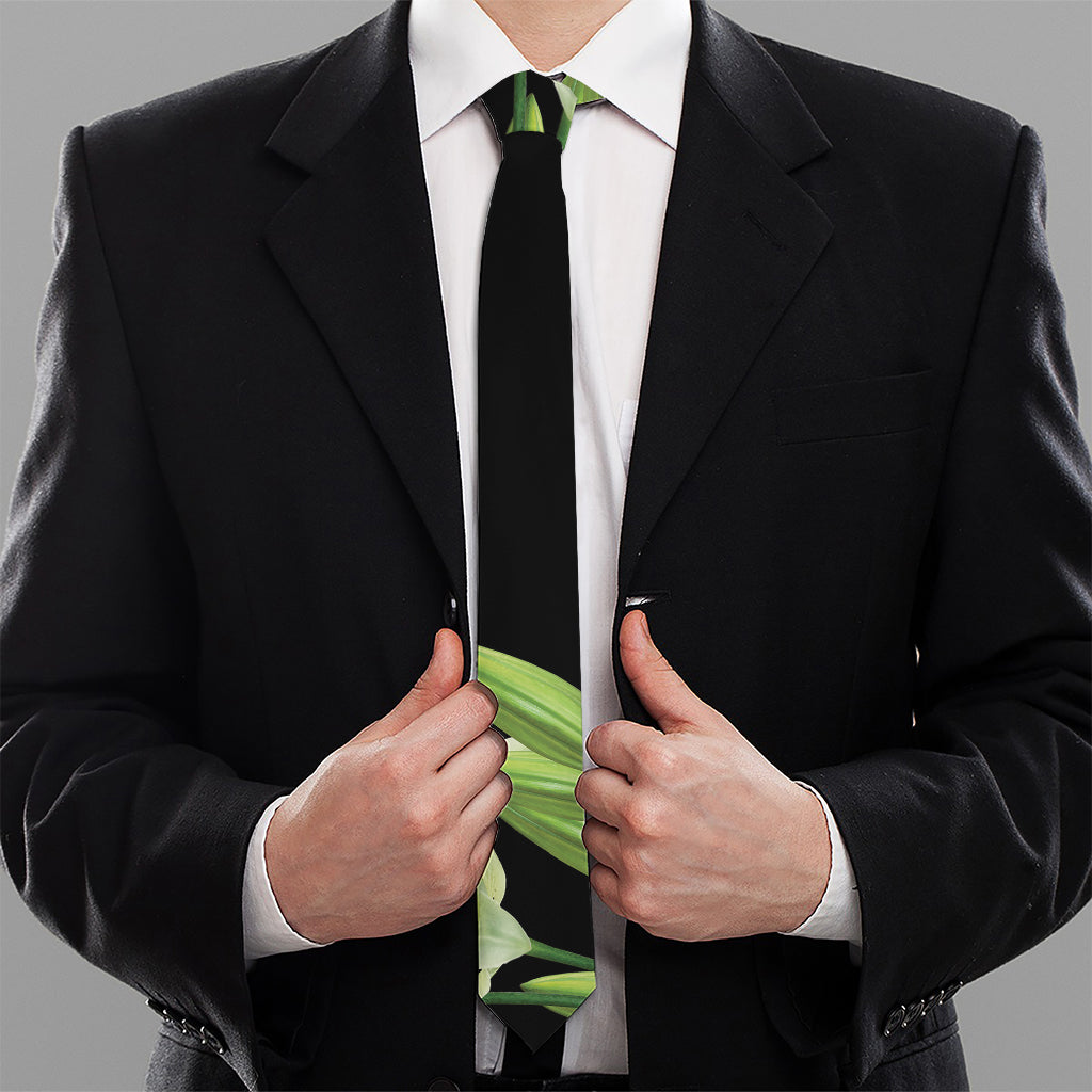 Lily Floral Print Necktie