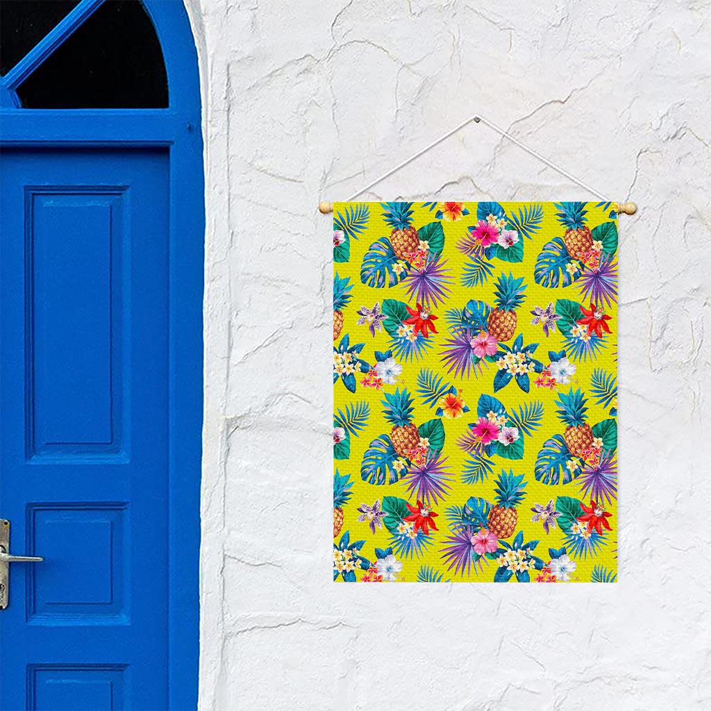 Lime Hawaiian Pineapple Pattern Print Garden Flag