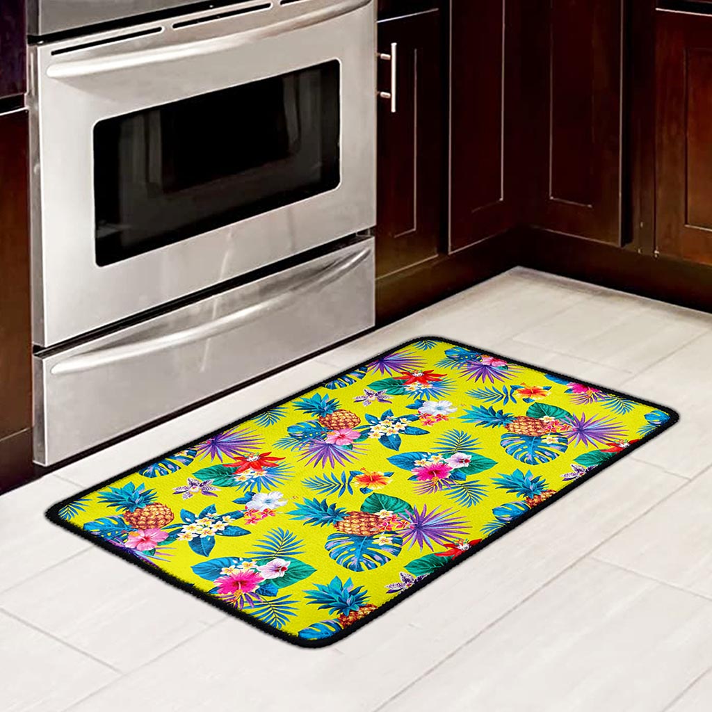 Lime Hawaiian Pineapple Pattern Print Kitchen Mat