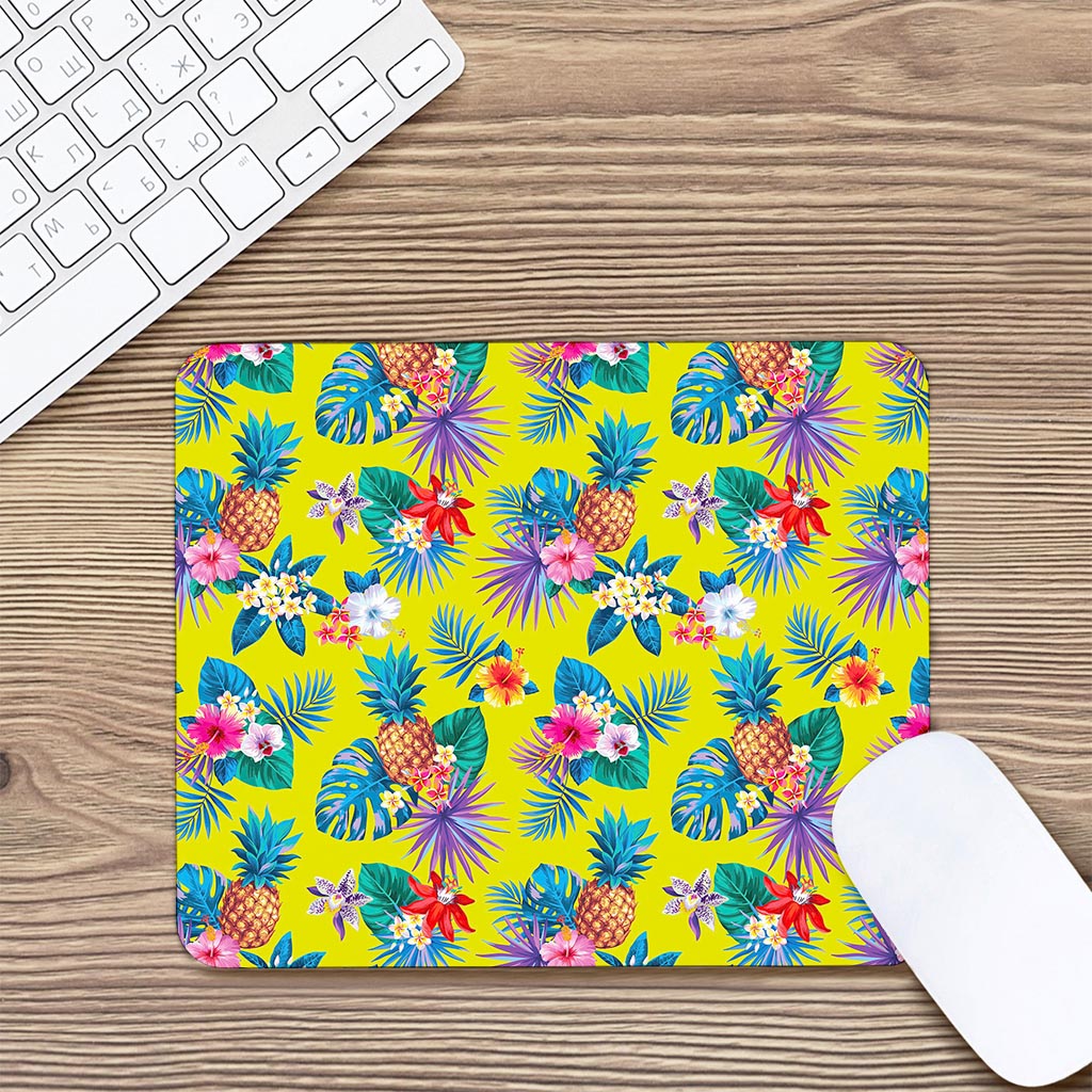 Lime Hawaiian Pineapple Pattern Print Mouse Pad