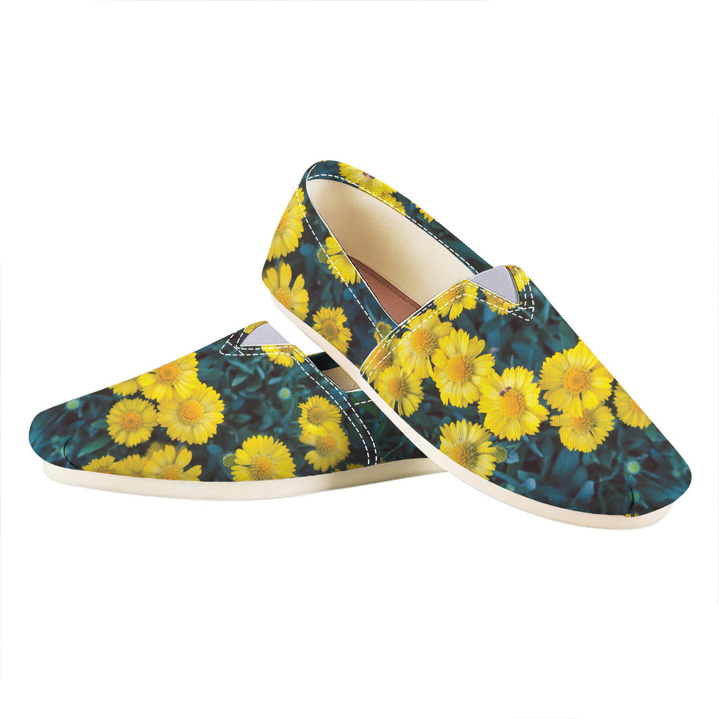 Little Yellow Daisy Print Casual Shoes