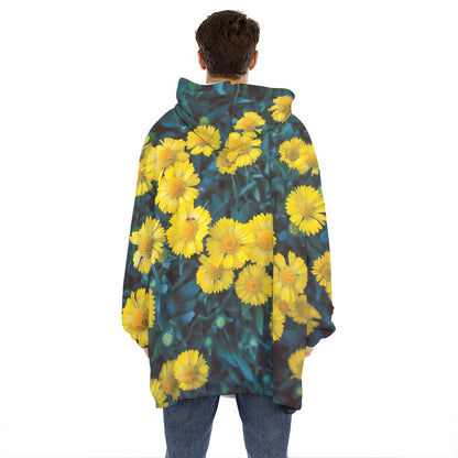 Little Yellow Daisy Print Hoodie Blanket