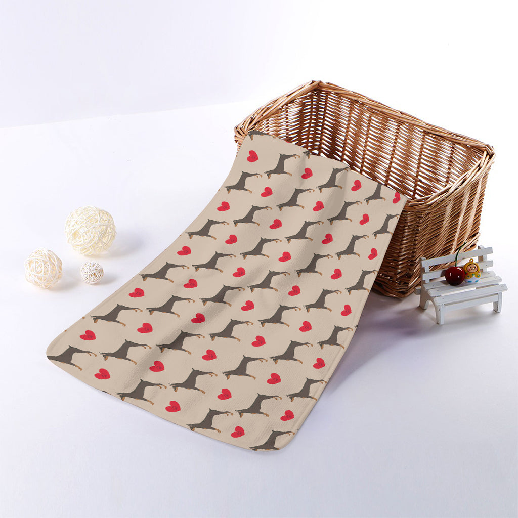 Love Dobermann Pattern Print Towel