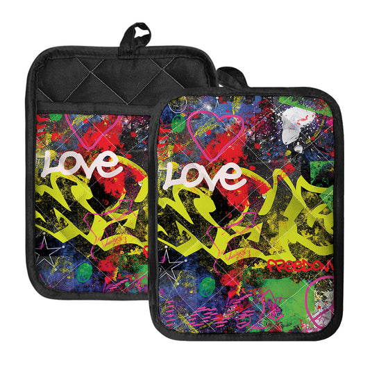 Love NYC Graffiti Print Pot Holders With Pocket