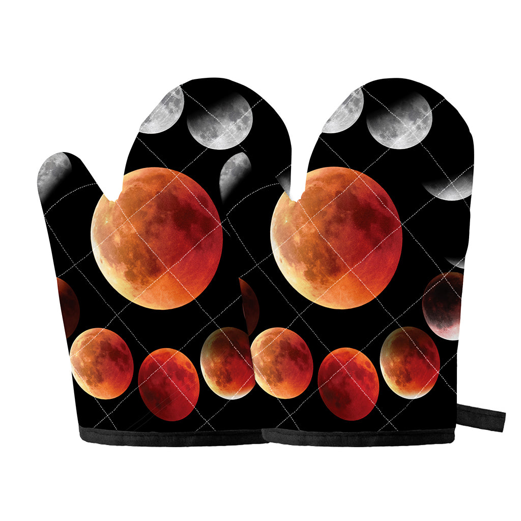 Lunar Eclipse Cycle Print Oven Mitts