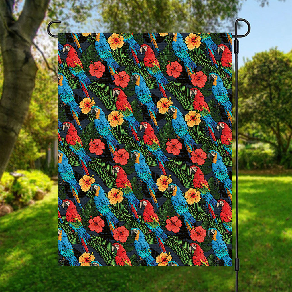 Macaw Parrot Pattern Print Garden Flag