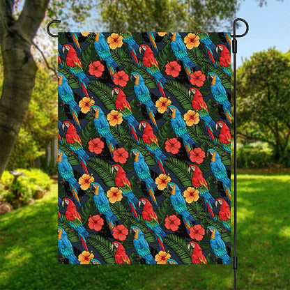 Macaw Parrot Pattern Print Garden Flag