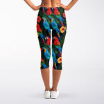 Macaw Parrot Pattern Print Women's Capri Leggings