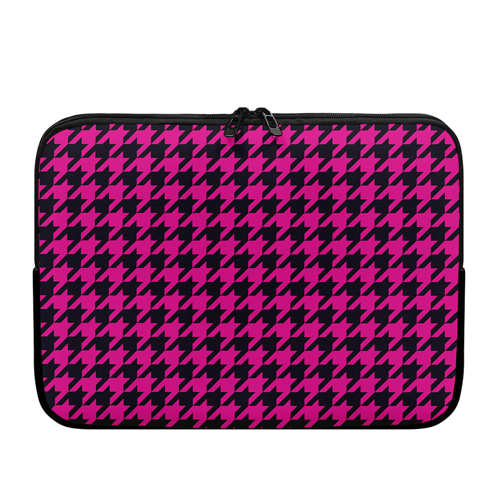 Magenta Pink And Black Houndstooth Print Laptop Sleeve