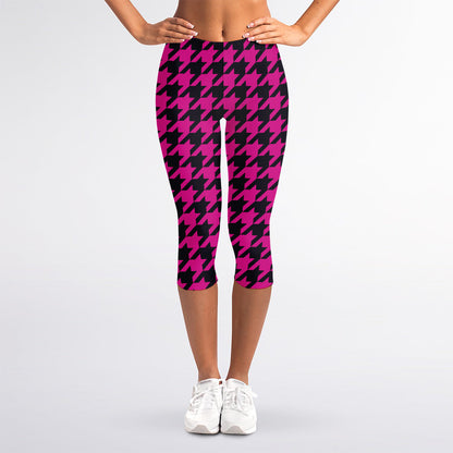 Magenta Pink And Black Houndstooth Print Women's Capri Leggings