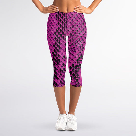 Magenta Pink And Black Snakeskin Print Women's Capri Leggings