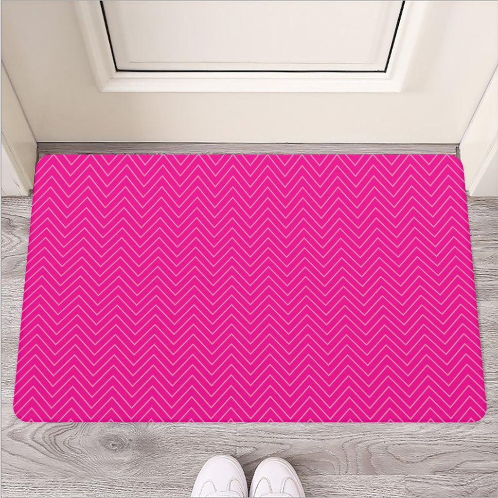 Magenta Pink Zigzag Pattern Print Rubber Doormat