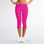 Magenta Pink Zigzag Pattern Print Women's Capri Leggings