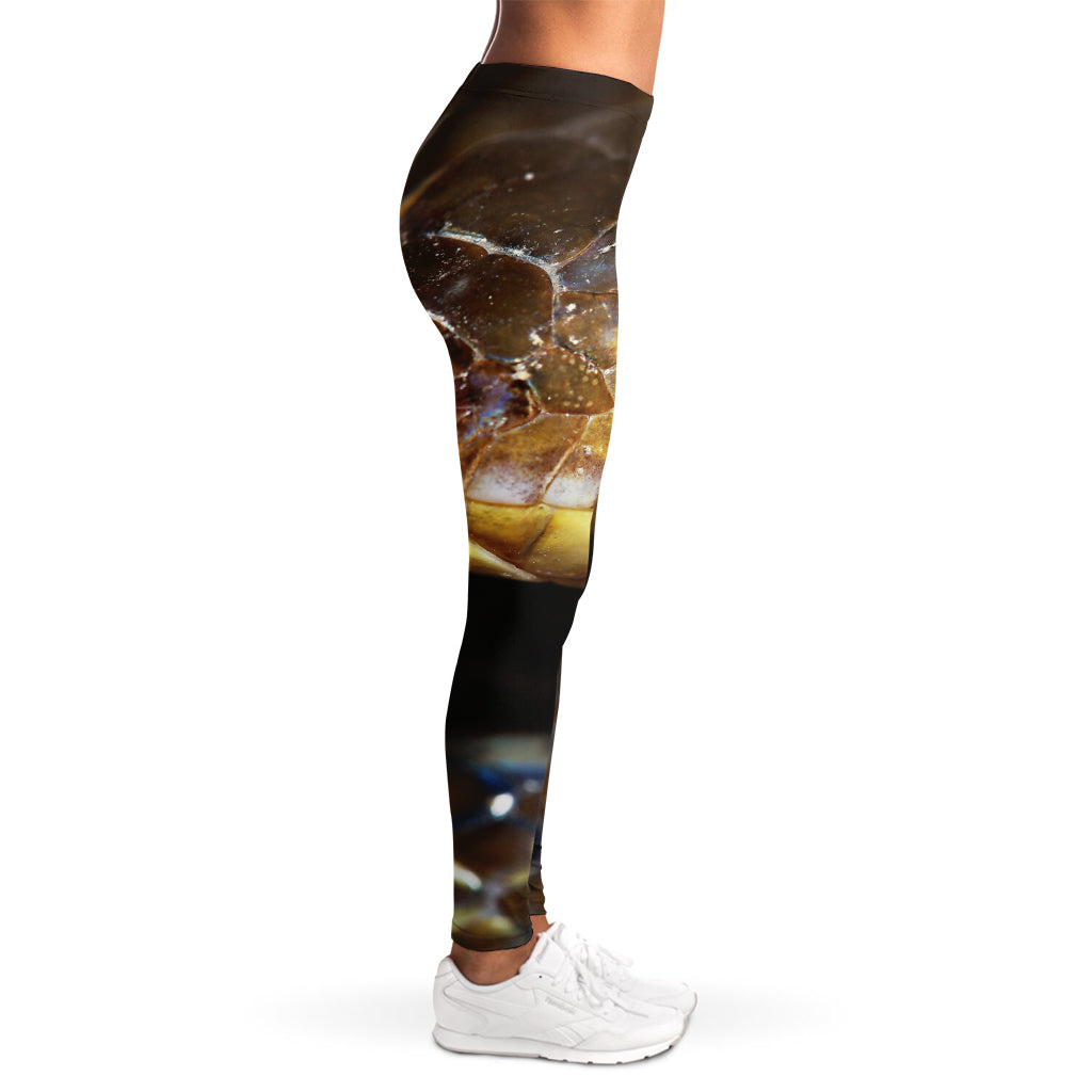 Malagasy Cat Eyed Snake Print Women's Leggings