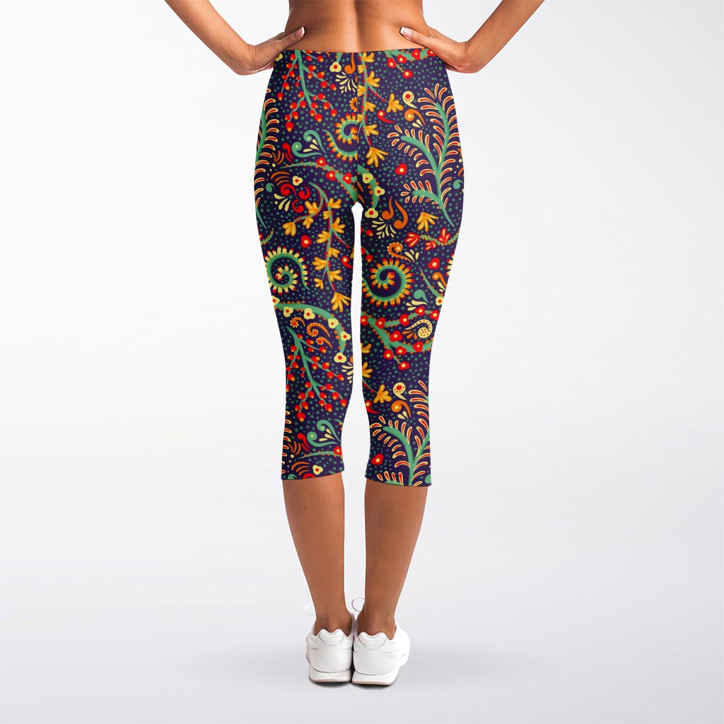 Mandala Floral Bohemian Pattern Print Women's Capri Leggings