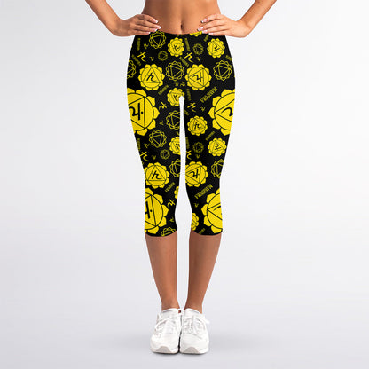 Manipura Chakra Pattern Print Women's Capri Leggings
