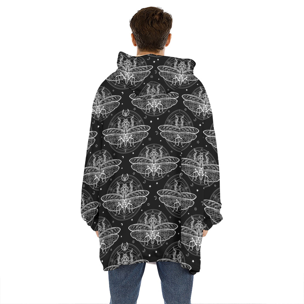 Mantis Spirit Animal Pattern Print Hoodie Blanket