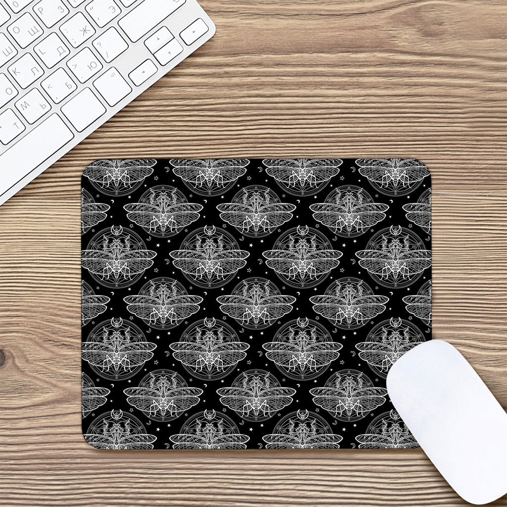 Mantis Spirit Animal Pattern Print Mouse Pad