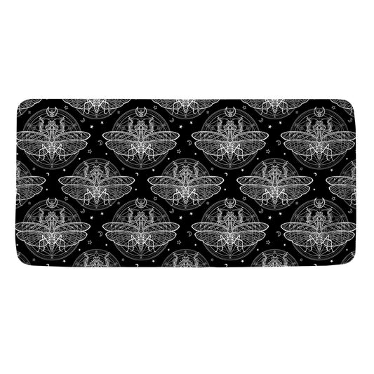 Mantis Spirit Animal Pattern Print Towel