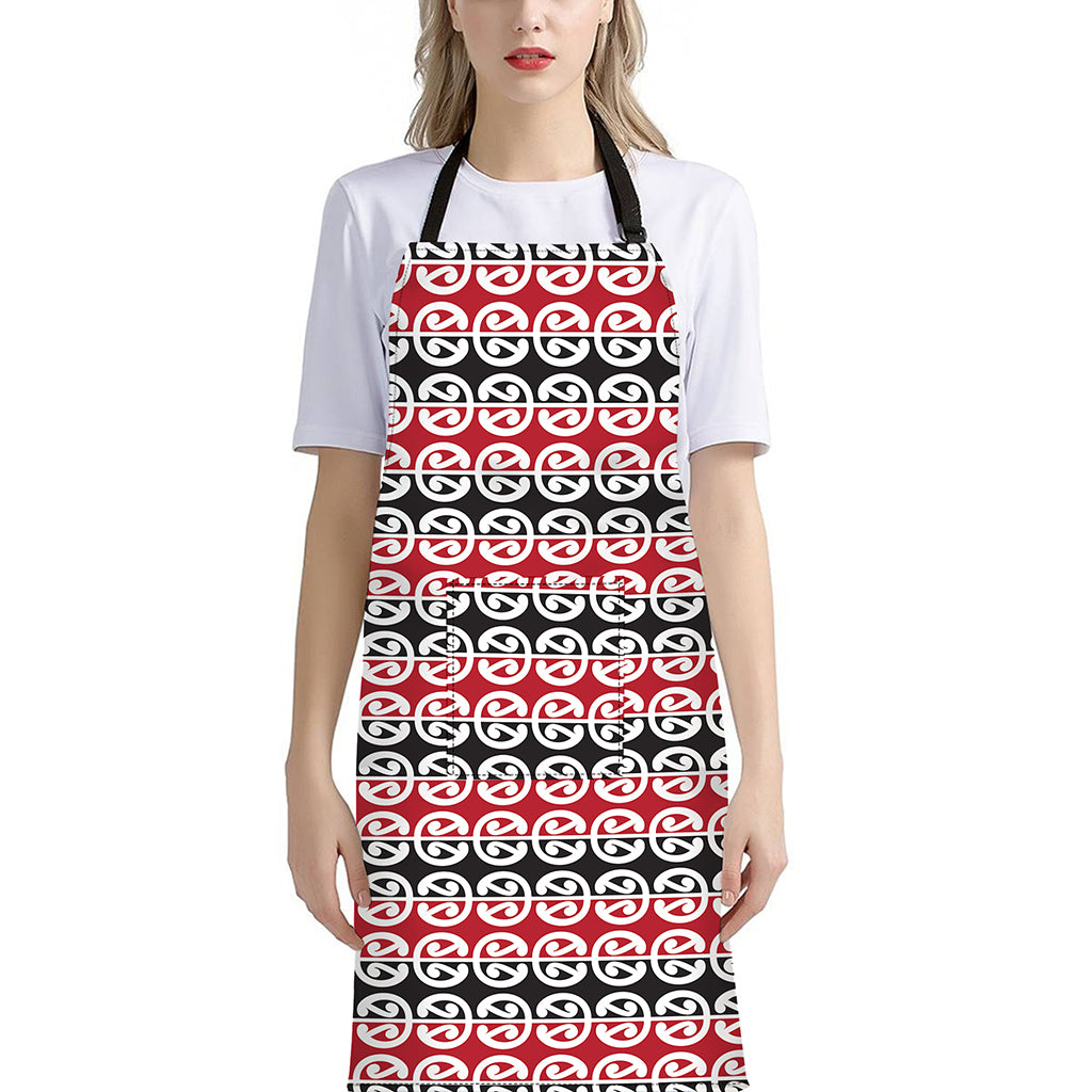 Maori Kowhaiwhai Pattern Print Bib Apron With Pocket
