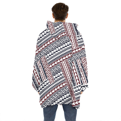Maori Tribal Pattern Print Hoodie Blanket