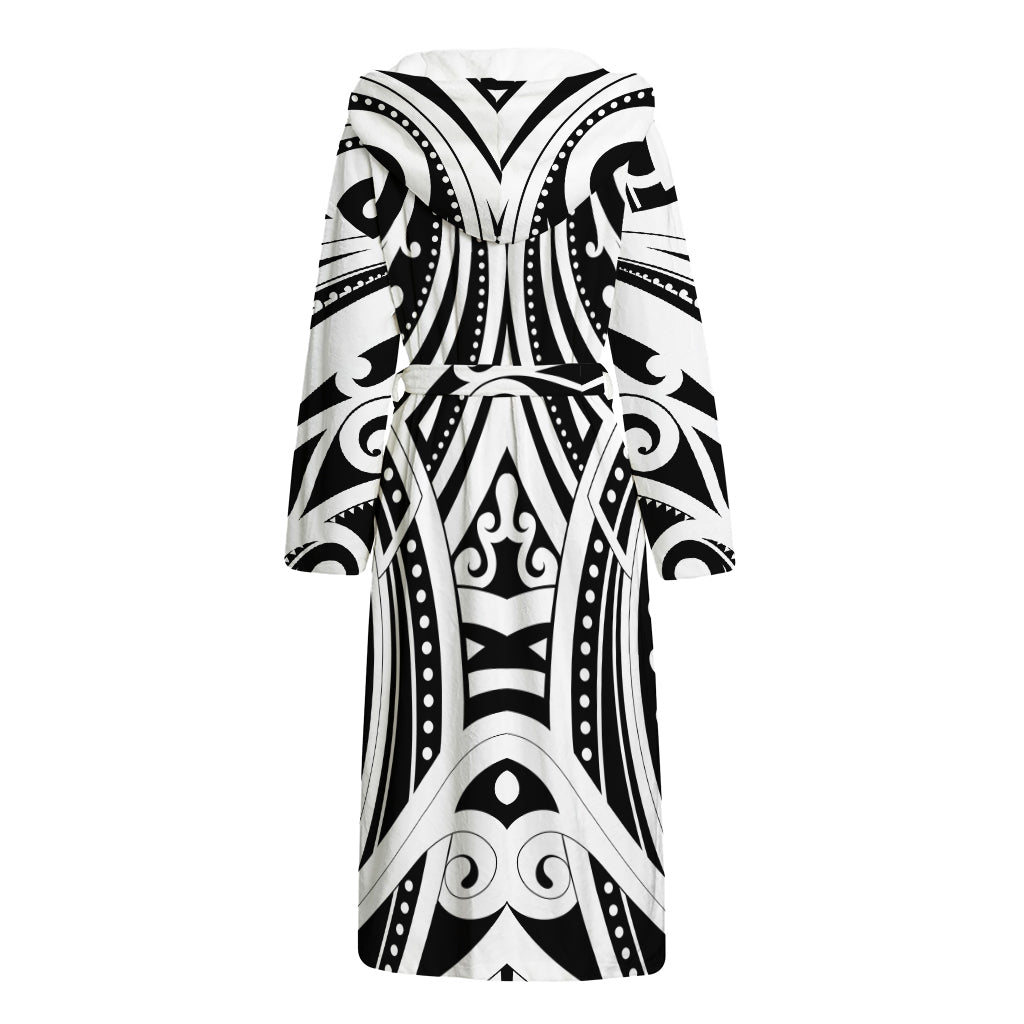 Maori Tribal Tattoo Pattern Print Hooded Bathrobe