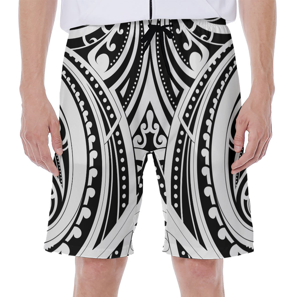 Maori Tribal Tattoo Pattern Print Men's Beach Shorts