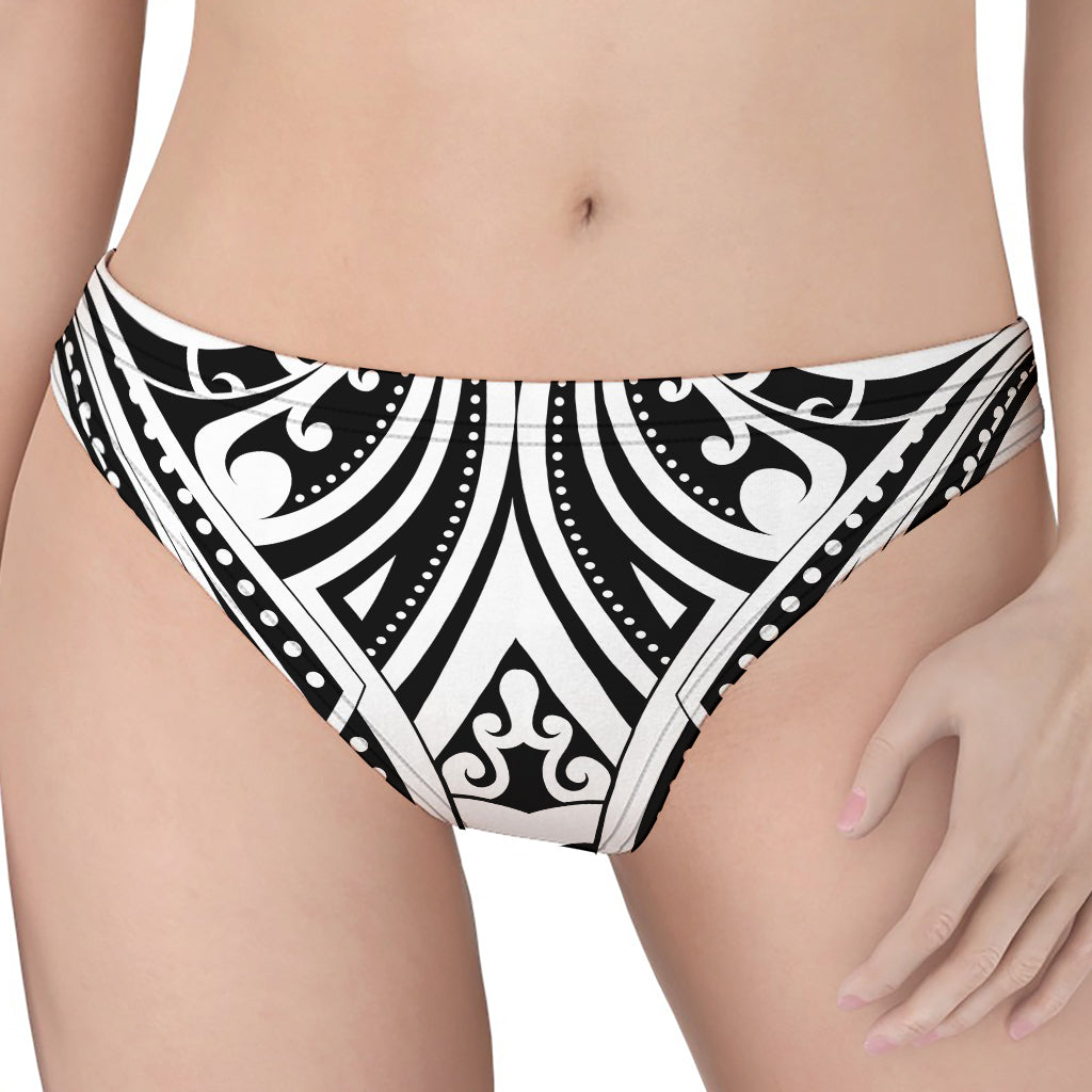 Maori Tribal Tattoo Pattern Print Women's Thong