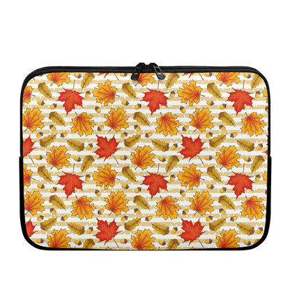 Maple And Oak Pattern Print Laptop Sleeve
