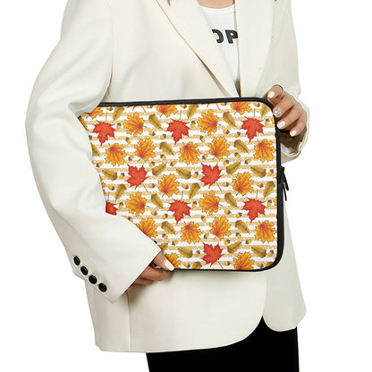 Maple And Oak Pattern Print Laptop Sleeve