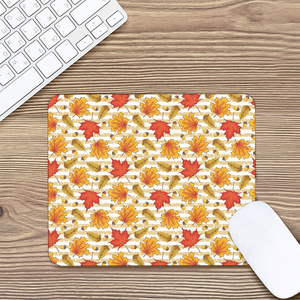 Maple And Oak Pattern Print Mouse Pad