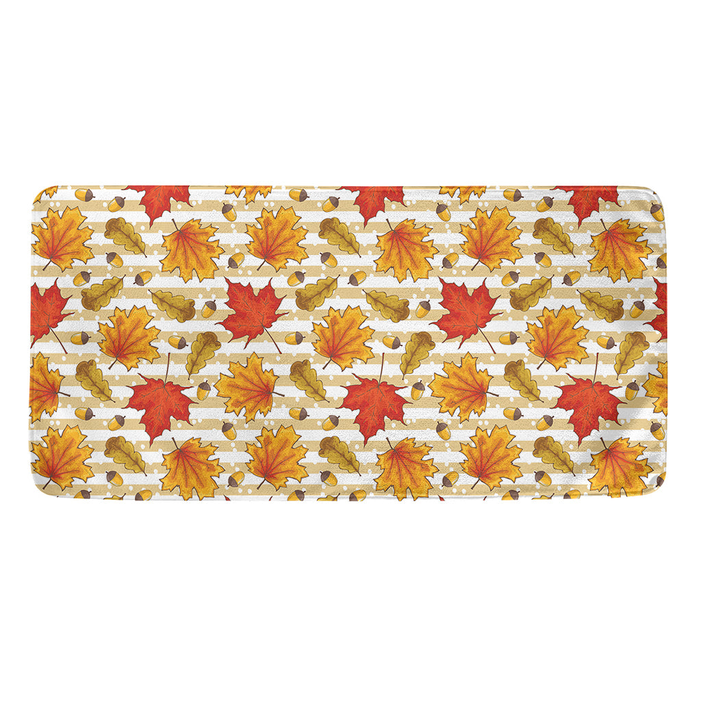 Maple And Oak Pattern Print Towel