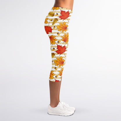 Maple And Oak Pattern Print Women's Capri Leggings