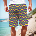 Mardi Gras Chevron Pattern Print Men's Cargo Shorts