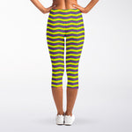 Mardi Gras Fat Tuesday Zigzag Print Women's Capri Leggings
