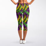 Mardi Gras Palm Leaf Pattern Print Women's Capri Leggings