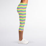 Mardi Gras Wave Pattern Print Women's Capri Leggings