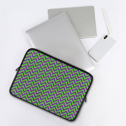 Mardi Gras Zigzag Pattern Print Laptop Sleeve