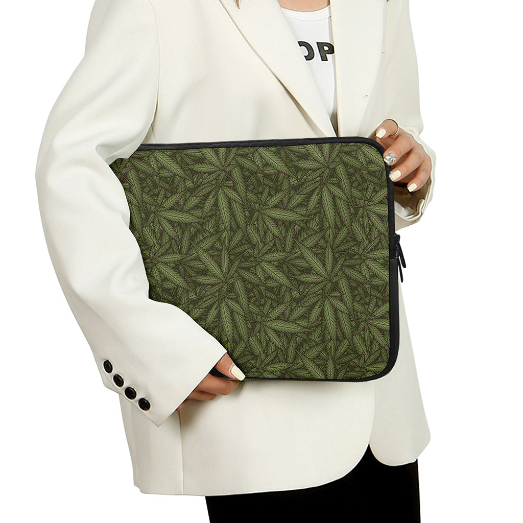 Marijuana Leaf Pattern Print Laptop Sleeve