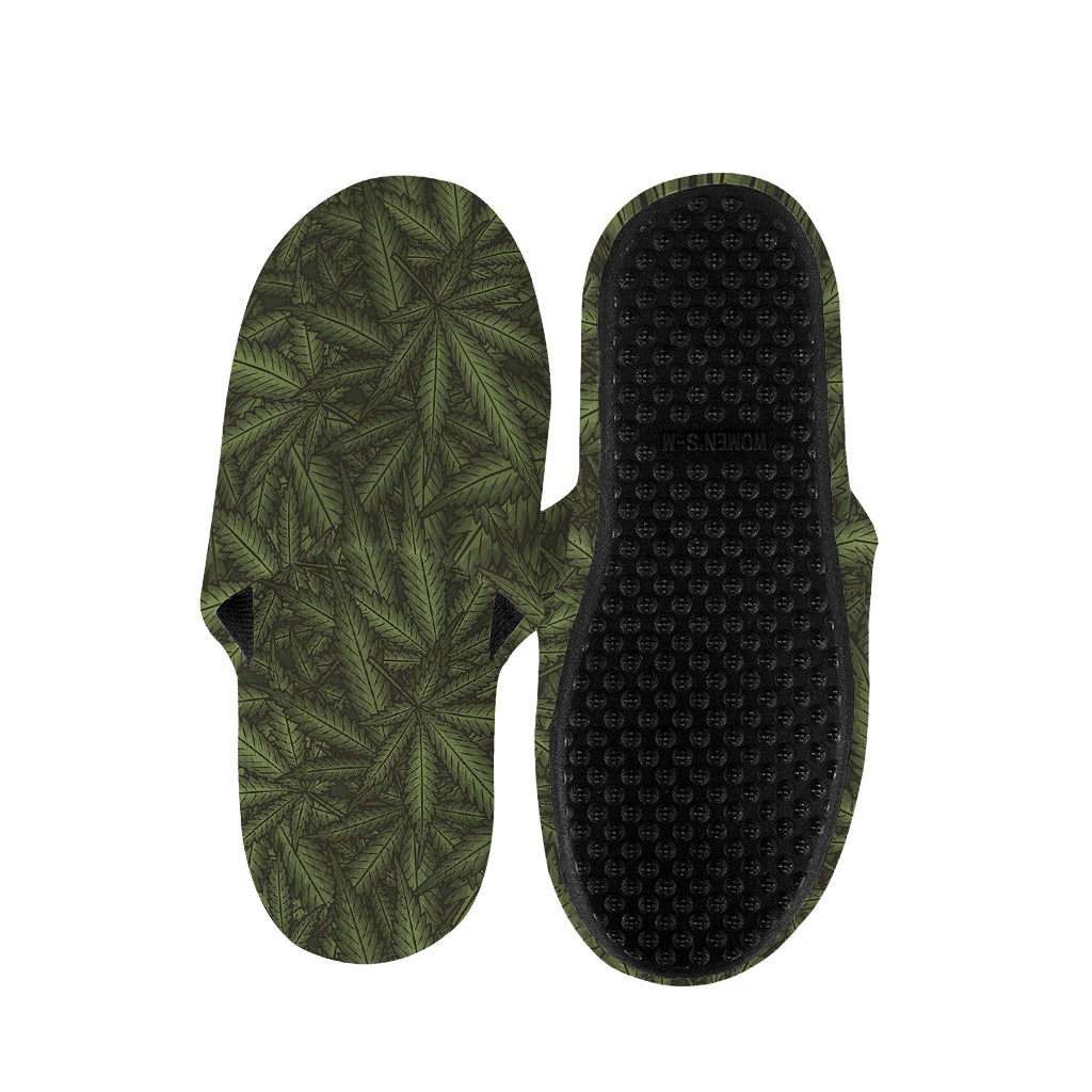 Marijuana Leaf Pattern Print Slippers