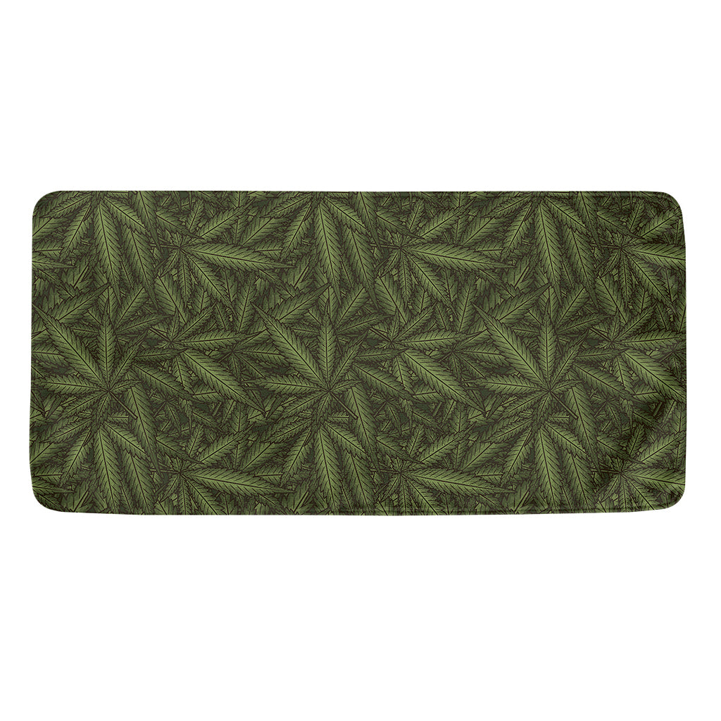 Marijuana Leaf Pattern Print Towel