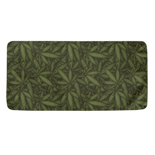 Marijuana Leaf Pattern Print Towel