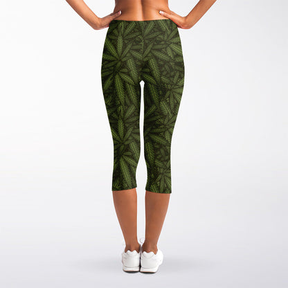 Marijuana Leaf Pattern Print Women's Capri Leggings