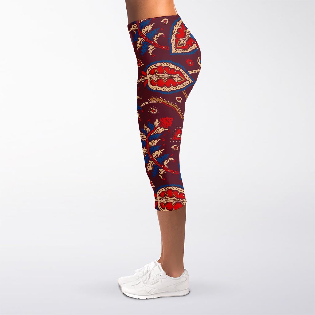 Maroon Vintage Bohemian Floral Print Women's Capri Leggings