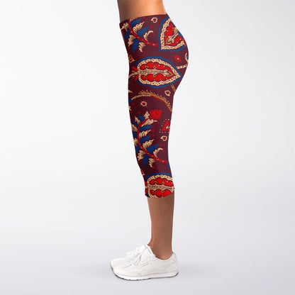 Maroon Vintage Bohemian Floral Print Women's Capri Leggings
